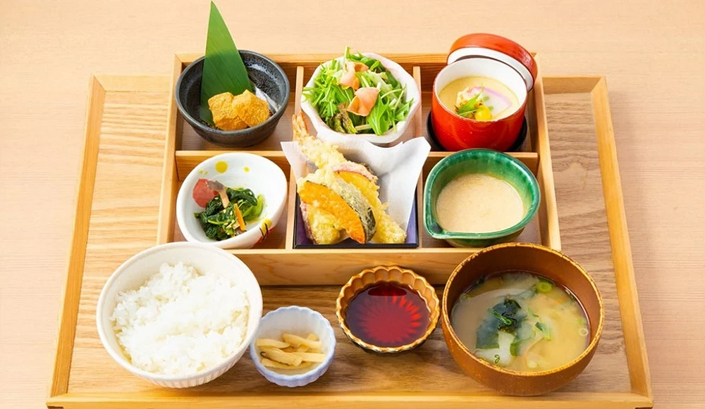 永旺夢樂城高松 YAMASHINA 和食家庭餐廳料理展示
