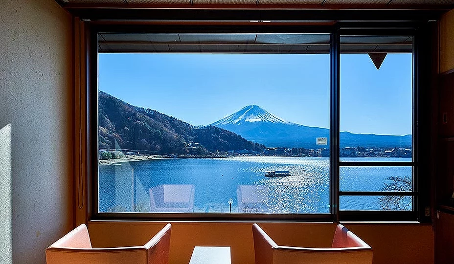 「湖樂御宿 富士吟景」特別室
