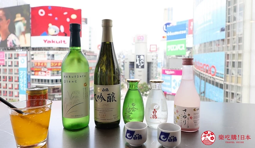 數瓶日本酒和飲料