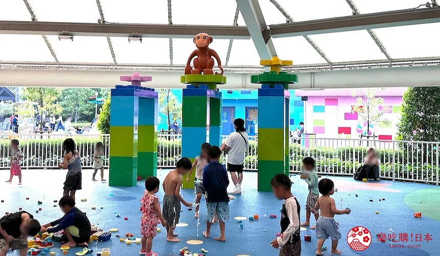 幼童可在「得寶樂園」享受戲水趣味