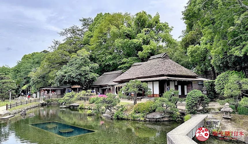 座落池畔的廉池軒