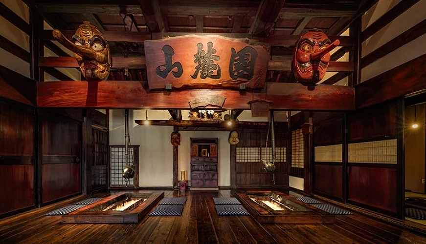山麓園店內空間