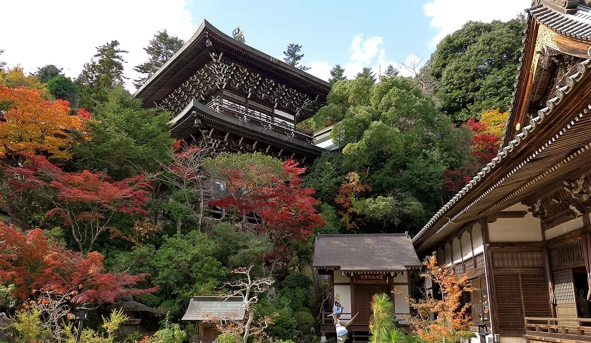 宮島彌山「大聖院」位於從嚴島神社參拜路線的出口,往彌山方向前進約600公尺處