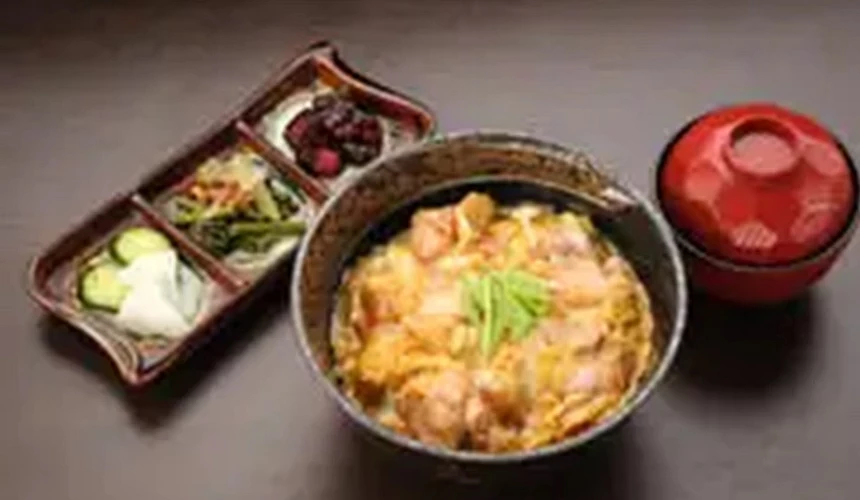 親子丼套餐附小菜
