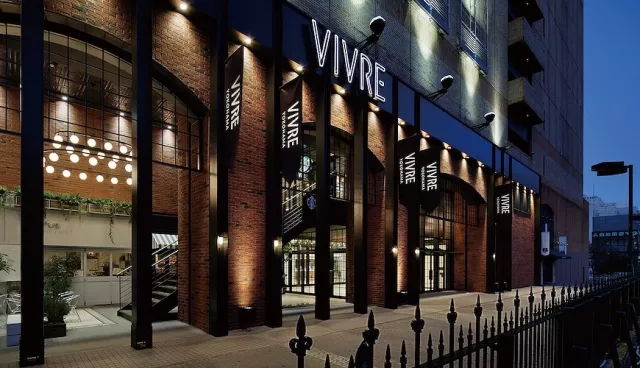 橫濱必逛「橫濱 VIVRE」：年輕人流行地標，動漫周邊、潮流鞋款超齊全