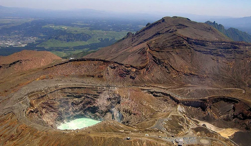 阿蘇火山中岳火口
