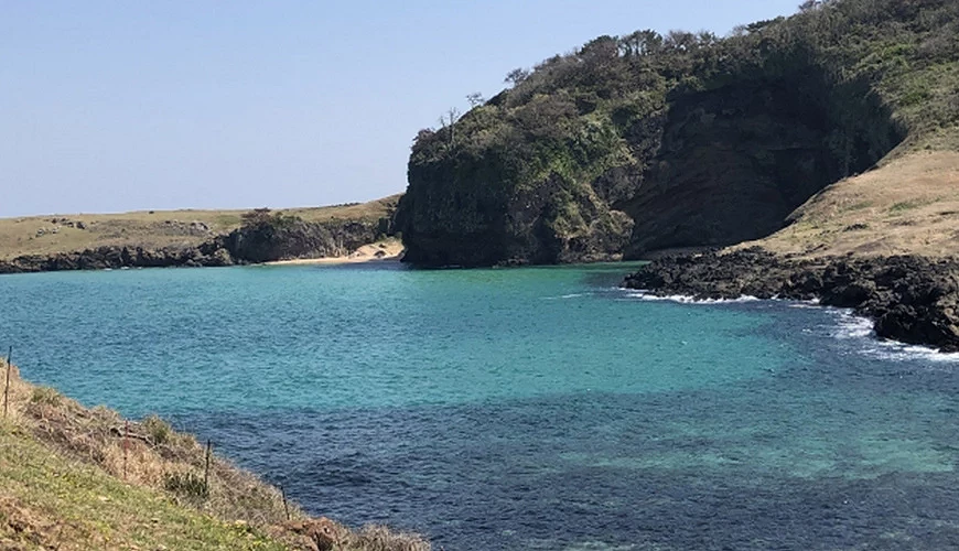 小值賀島四周都是日本自然原生風景