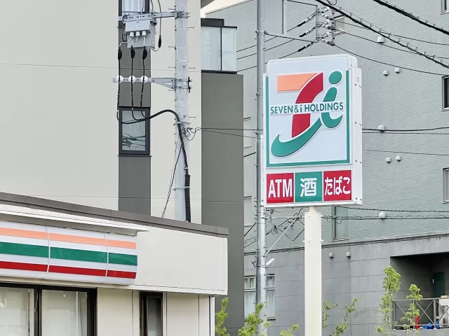 日本7-11全攻略：果昔、現泡紅茶必買！行李寄放服務、限定周邊總整理