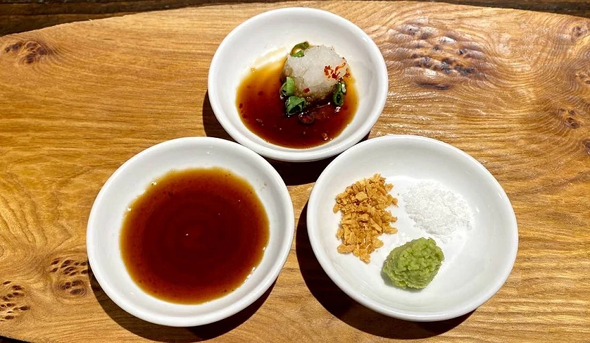 三碟醬料