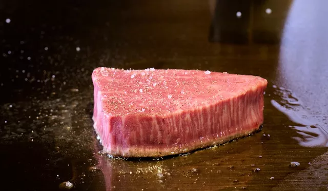 大分和牛必吃銀山亭別邸 今銀＆豐後牛牛排館 そむり：享受燒肉與牛排！