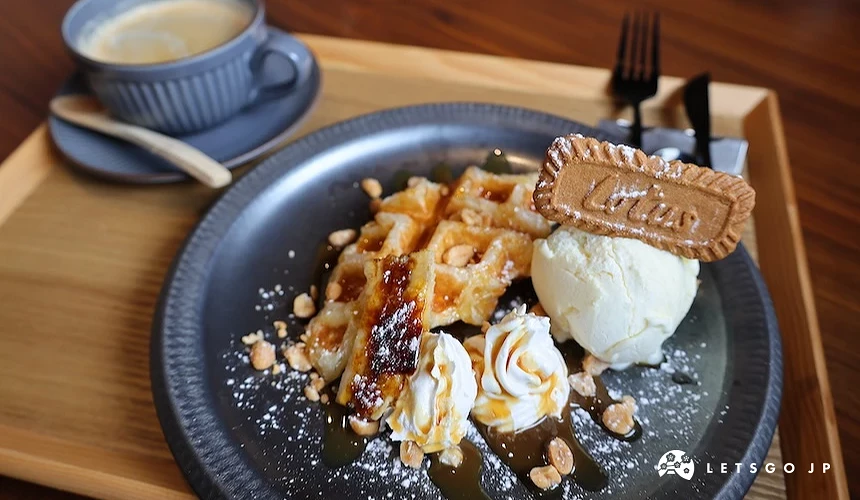「YUZOU CAFE」的鬆餅和咖啡