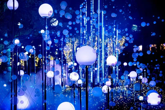 泡泡、粉雪交織夢幻夜空！六本木東京MIDTOWN聖誕點燈將登場