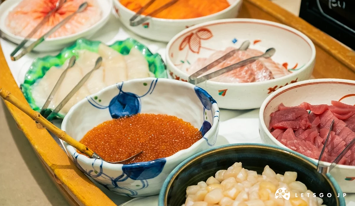 6種新鮮生魚片與鮭魚卵