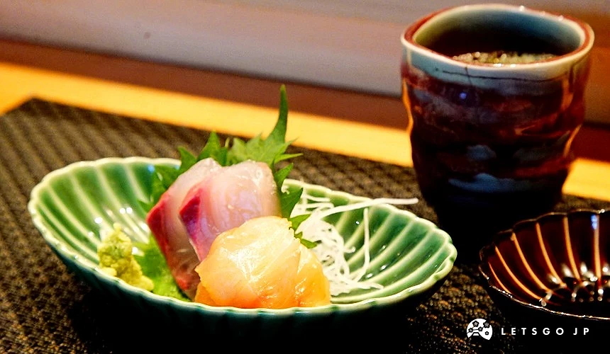 精緻的生魚片前菜