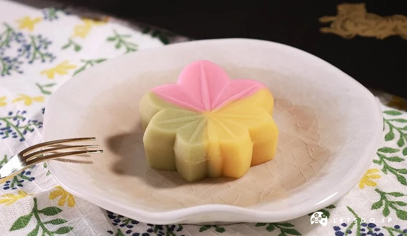 虎屋銀座限定生菓子「梢之秋」