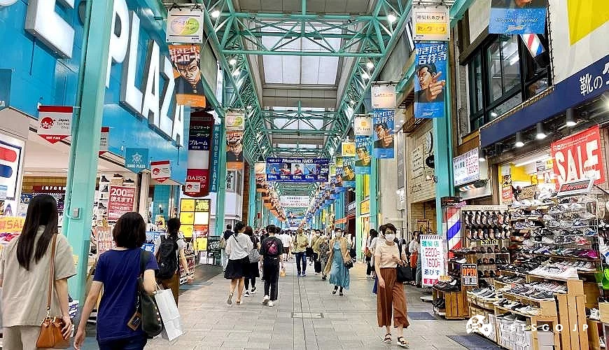 熱鬧的Sunroad商店街