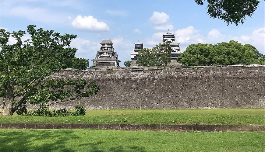 熊本城前二之丸廣場青青綠地