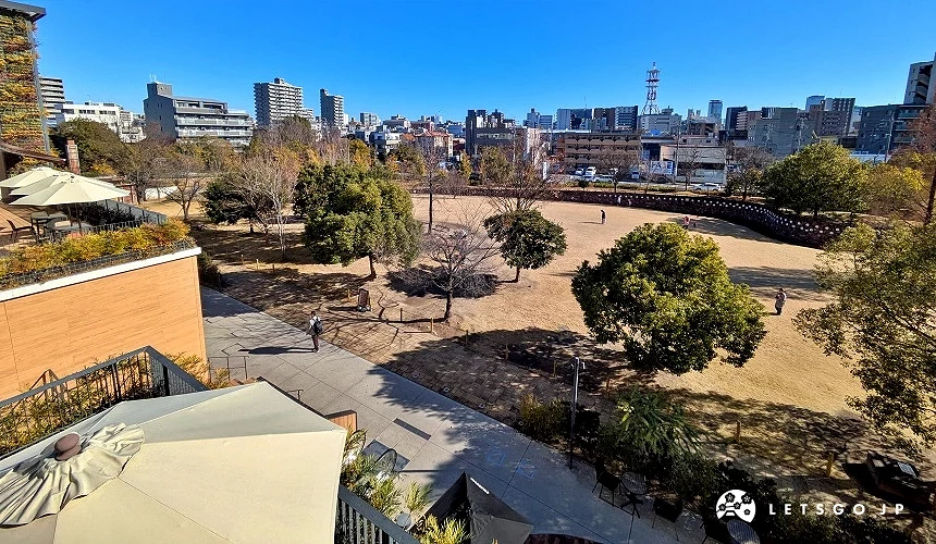 露臺區與則武之森的草坪和名古屋市景