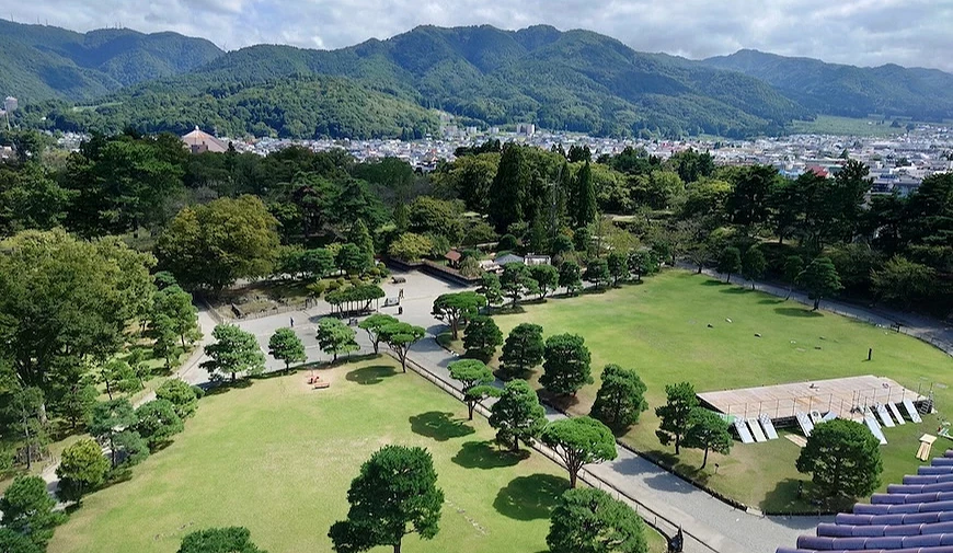 會津若松城(鶴城)園內庭園