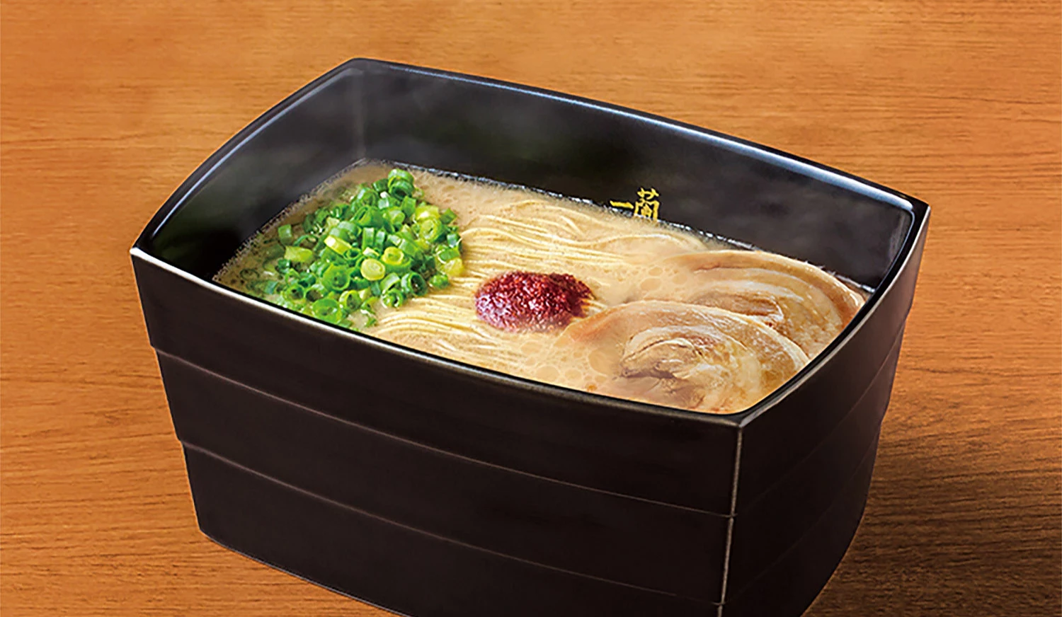 博多運河城店限定的「和風豚骨拉麵」