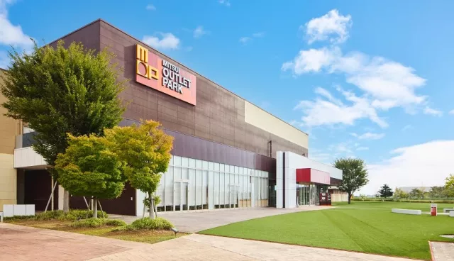 MITSUI OUTLET PARK北陸小矢部交通方式、品牌整理，北陸Outlet就逛這間 的縮圖