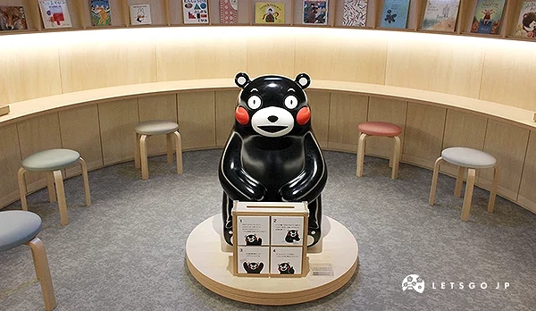 館內的熊本熊屋設有與明信片投遞箱。