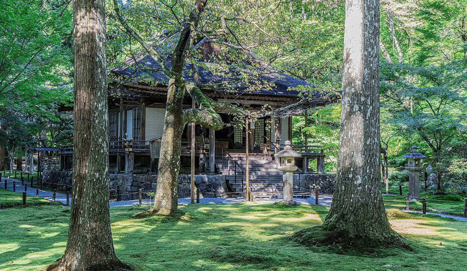 京都大原三千院的往生極樂院