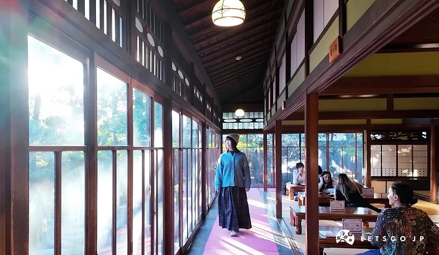 山本亭的內部可欣賞庭園