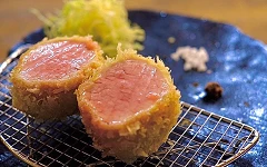 贈送飲料一杯
