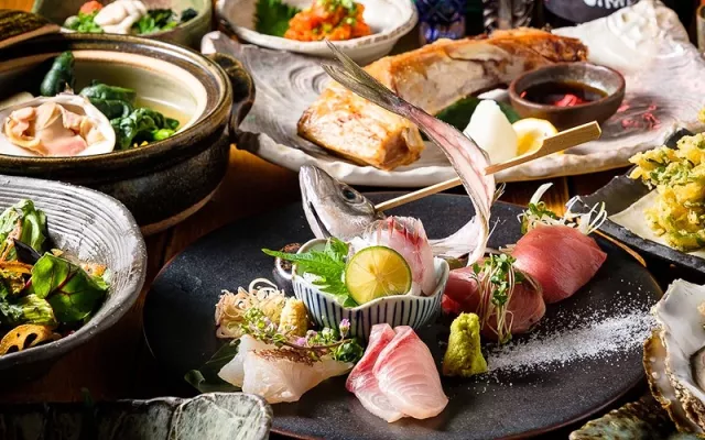 「魚與日本酒 Sakana Baka Ichidai 新橋本店」7千日圓痛風鍋份量超足