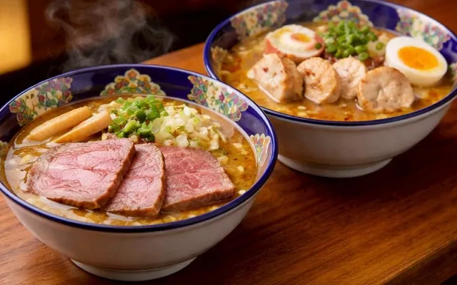 「HALAL WAGYU RAMEN SHINJUKU-TEI 淺草店」大啖和牛拉麵、壽司與炸雞