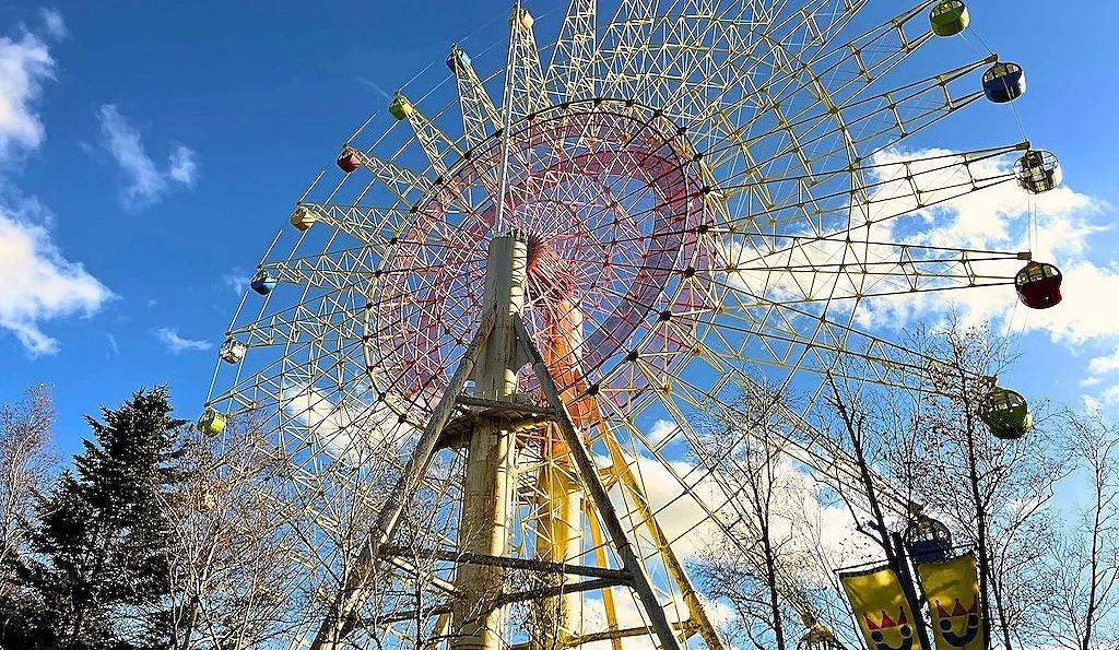 一座摩天輪