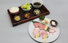 招待店主嚴選的和牛赤肉1份