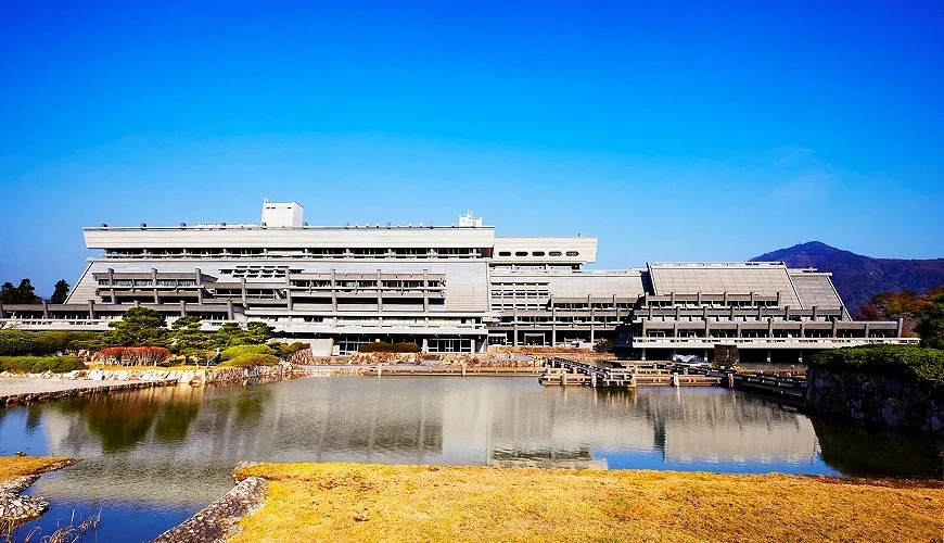 造型宛如宇宙基地的京都國際會館