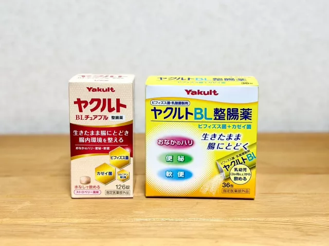 養樂多Yakult整腸藥有兩款？草莓風味錠好入口、益生菌粉輕便好攜帶