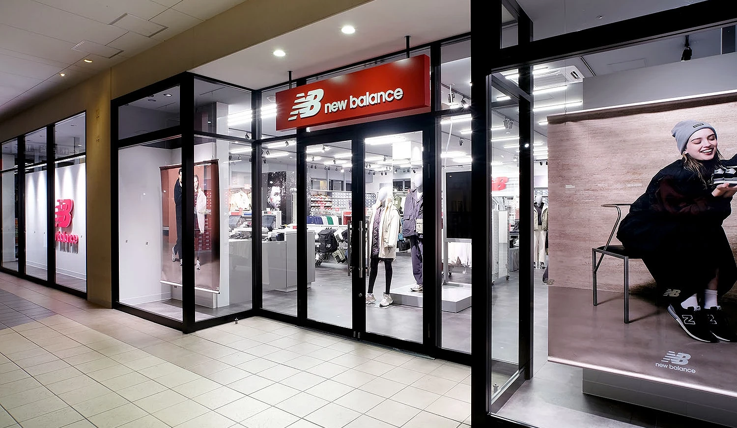 南館2樓、免稅店鋪New Balance