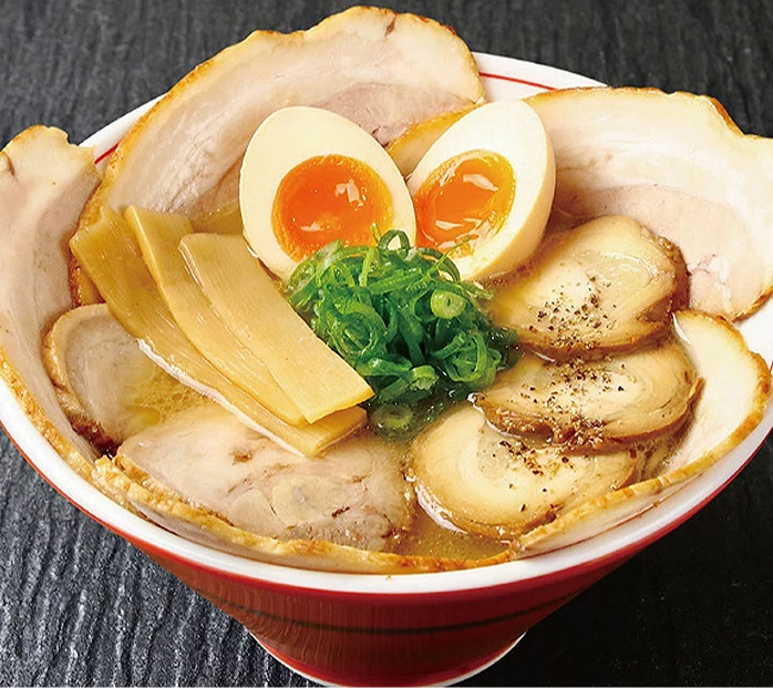 豪華拉麵(特選肉スペシャル)