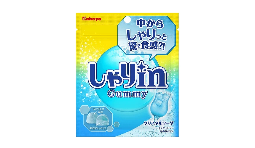 藍黃色漸層包裝袋,印有しゃりin字樣與一杯水藍色汽水圖案