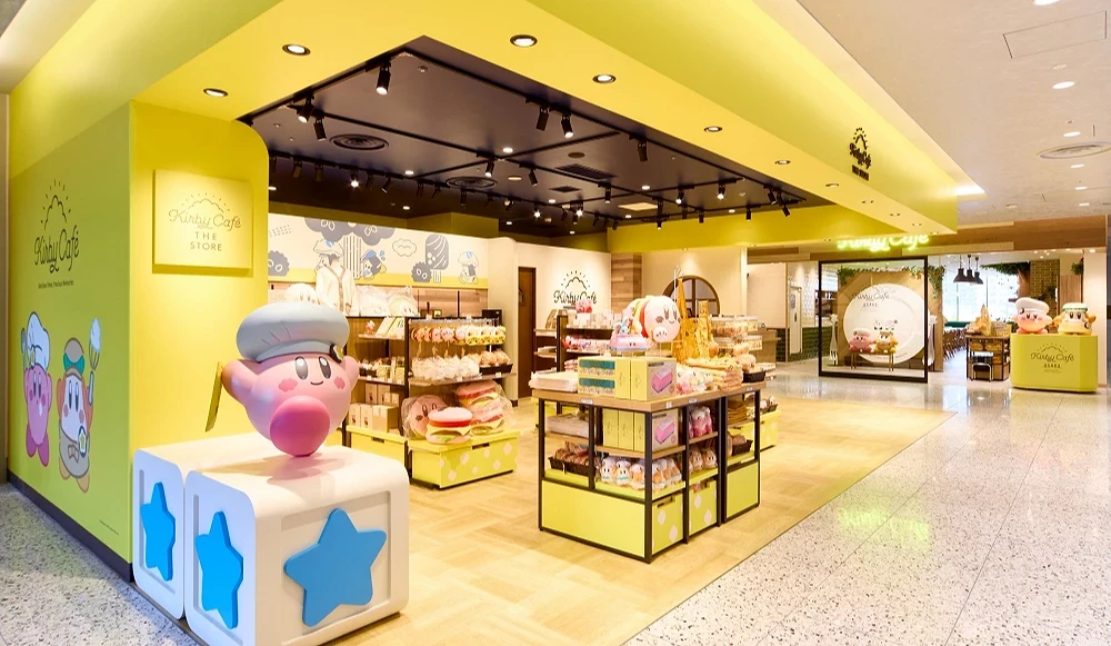 Kirby Café THE STORE OSAKA大丸心齋橋店鋪外觀前面有一個星之卡比像