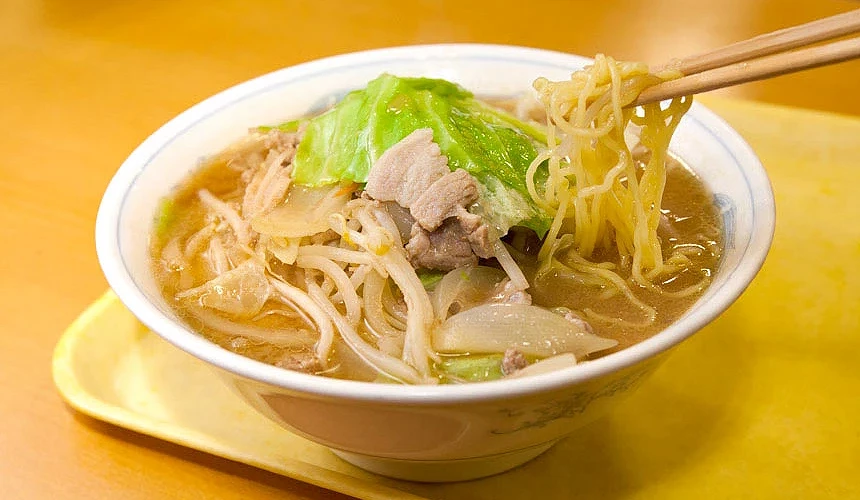 排隊美食「中みそ味噌拉麵」