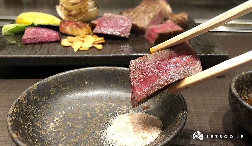 A5神戶牛塊沾些許鹽