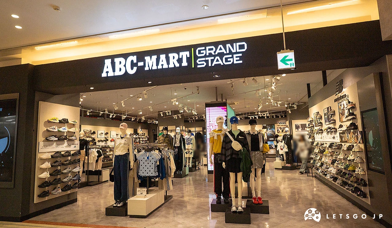 ABC-MART GRAND STAGE除了鞋也有衣服、配件等販售