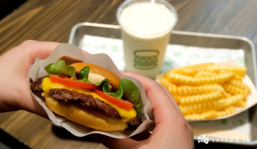Shake Shack的經典漢堡「Shack Burger」