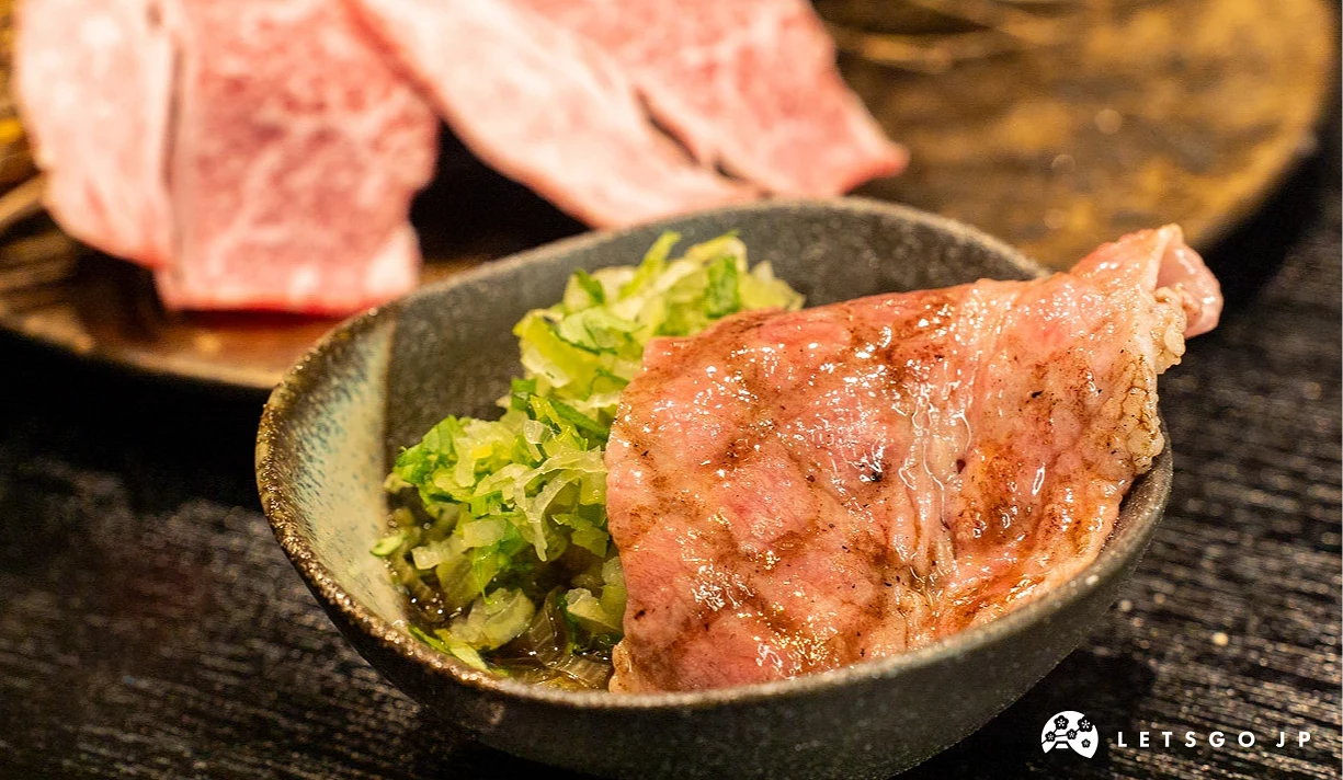烤里肌肉配柑橘醋醬,去掉油膩又有鹹香