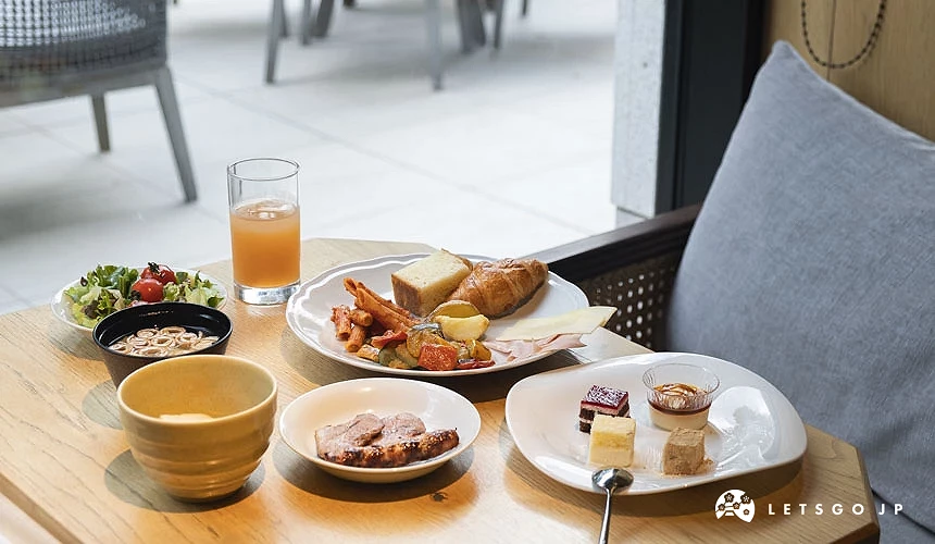 東京三井花園飯店神宮外苑東京普米爾的早餐餐廳「RISTORANTE & BAR E'VOLTA」裡面的餐點
