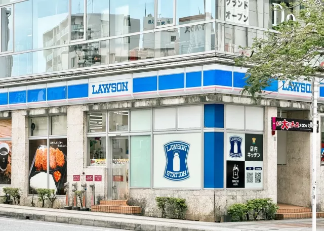 沖繩限定！LAWSON必買紅芋甜點、泡盛咖啡、豬肉蛋飯糰人氣商品大公開 的縮圖