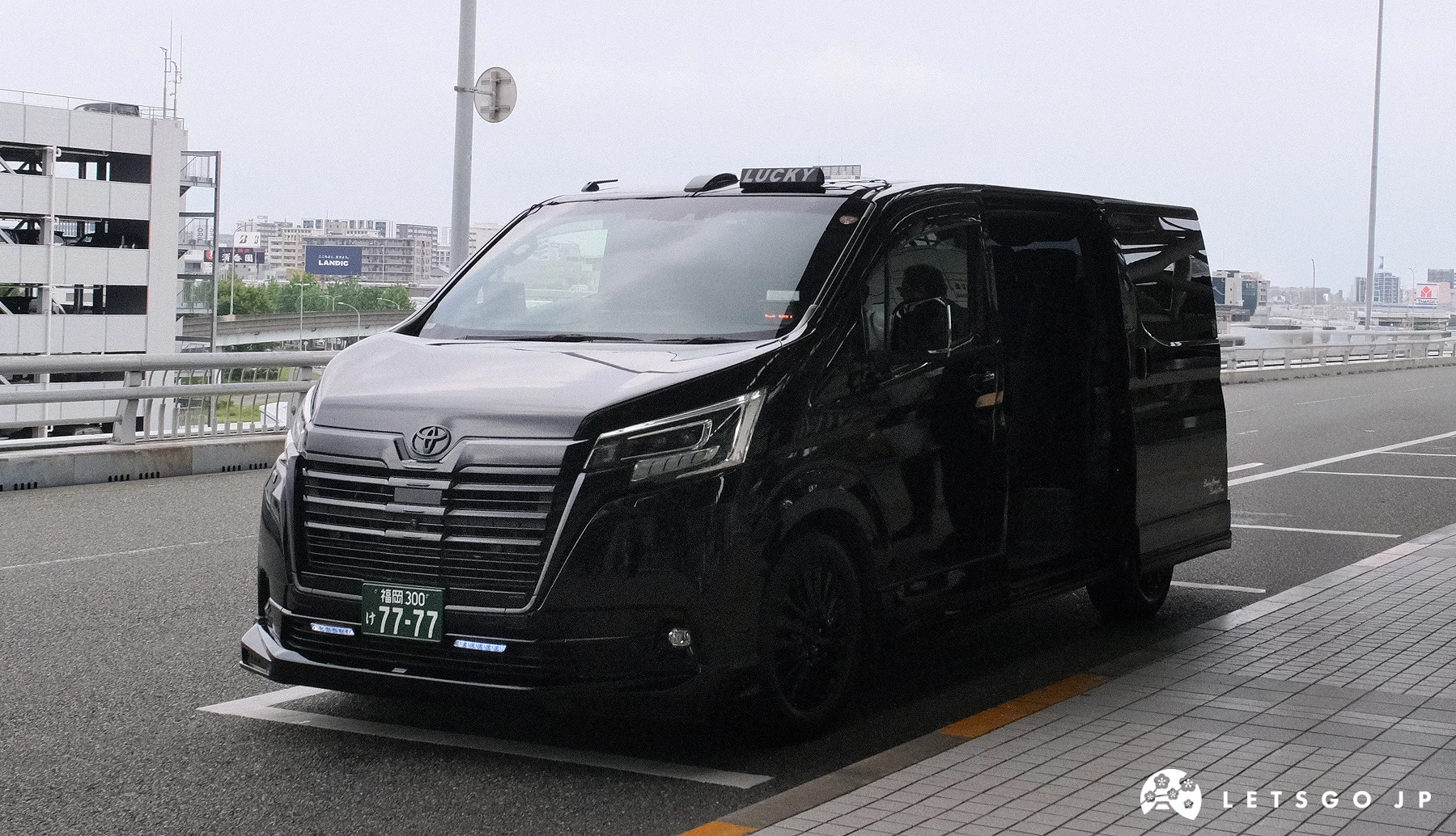 lucky taxi 車子外觀