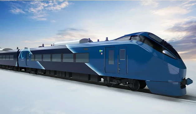藍色的列車在雪地上行駛