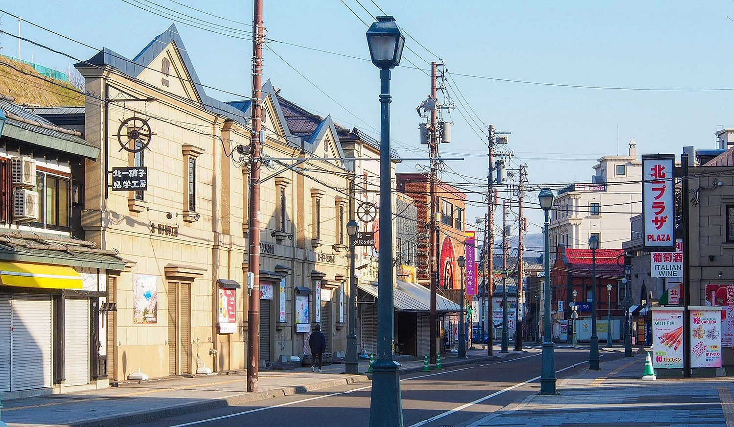 堺町通街街景