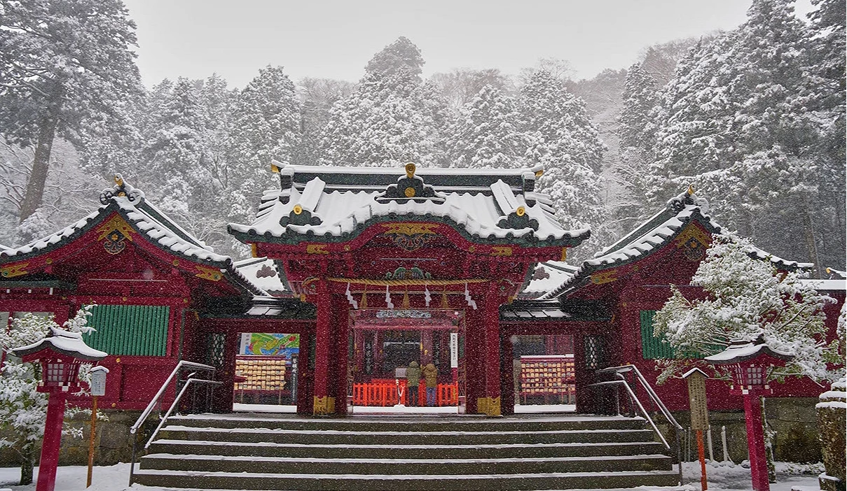 箱根神社的積雪景象
